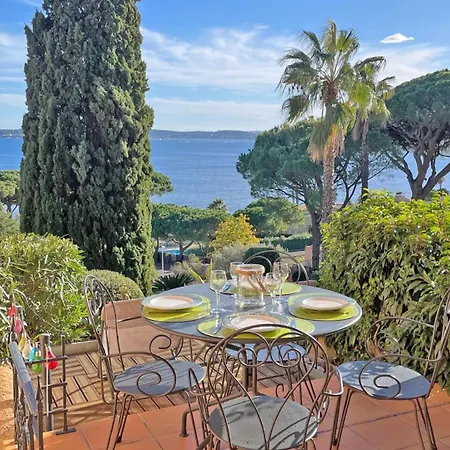 Clos De La Madrague Apartment