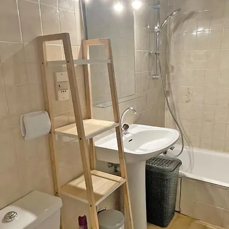 Clos De La Madrague Apartment *